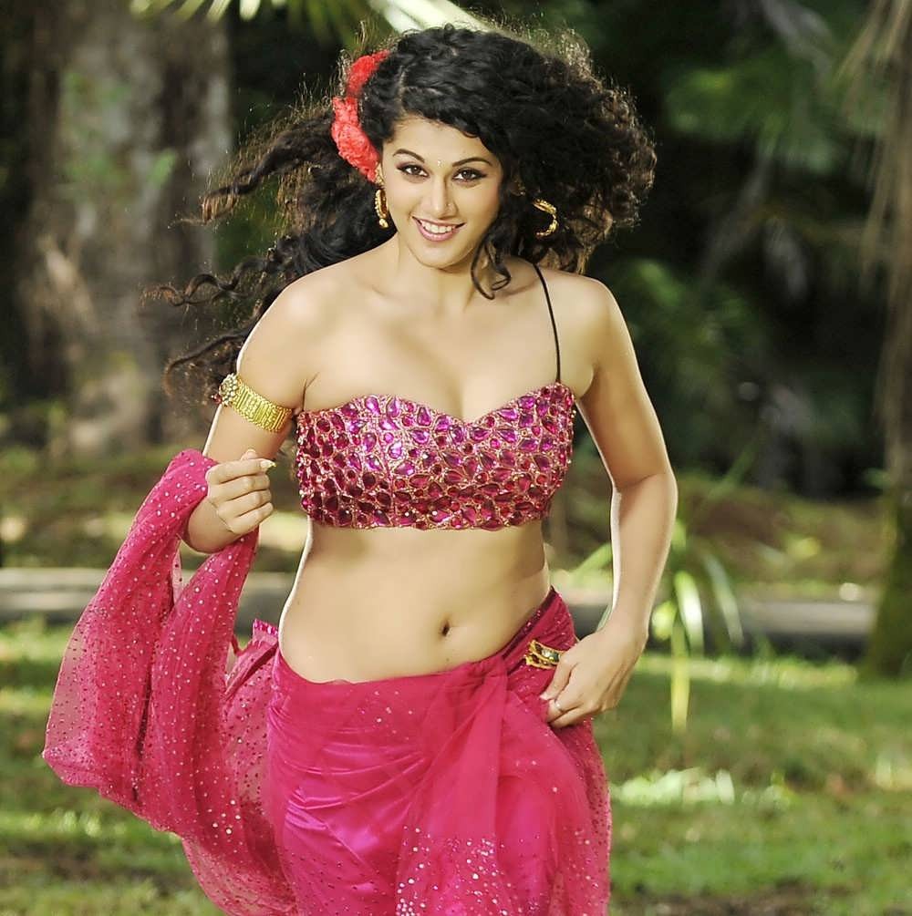 Taapsee Pannu Hot Hd Pic - Taapsee Pannu Hot Hd - HD Wallpaper 