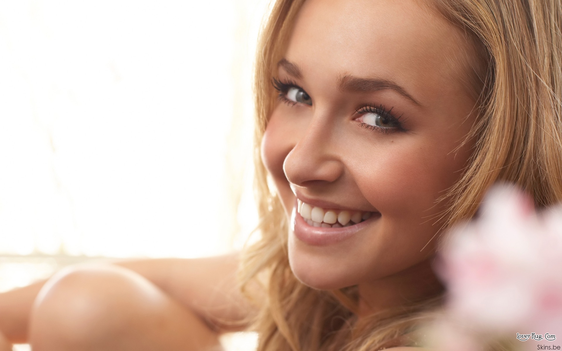 Hayden Panettiere Cute Smile - HD Wallpaper 