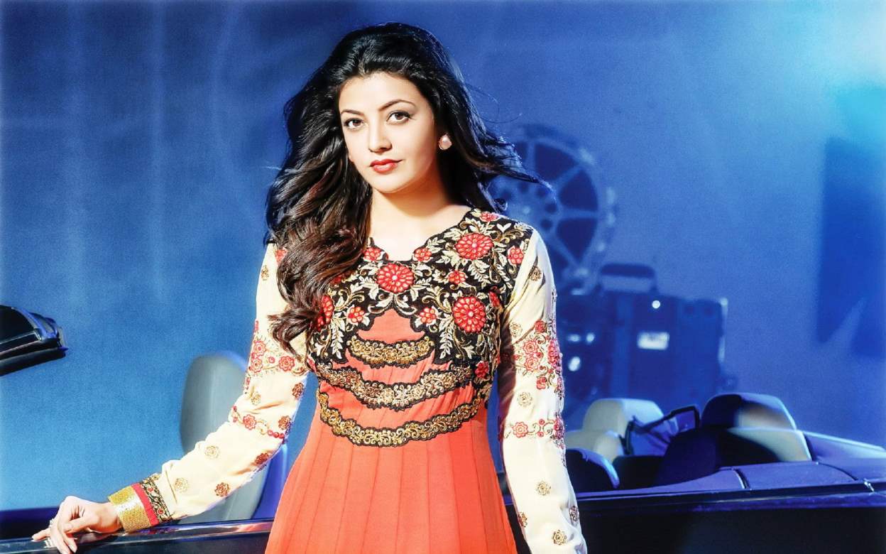 Kajal Agarwal Beautiful Wallpapers - Kajal Agarwal New Beautiful - HD Wallpaper 