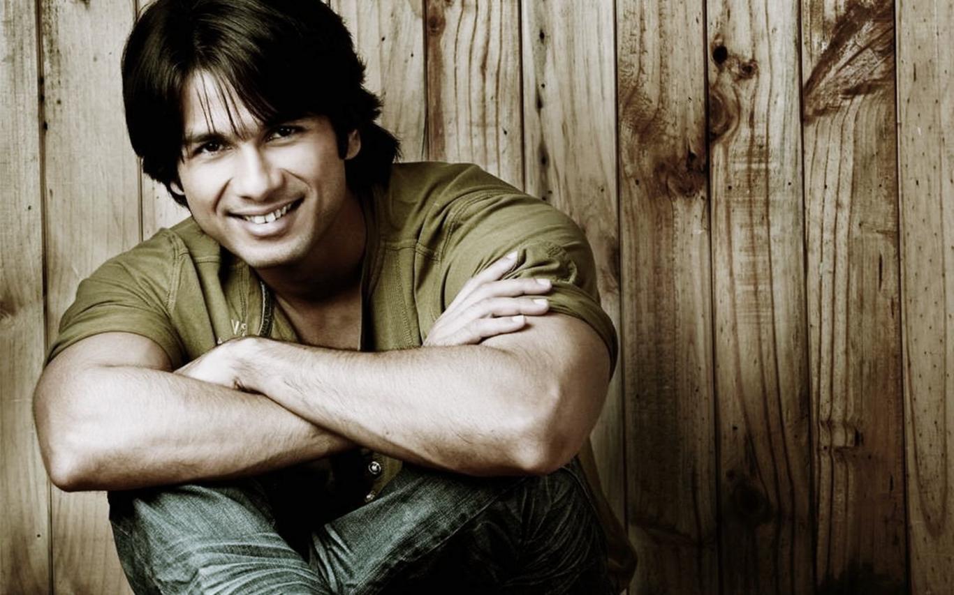 Bollywood Hero Pics Hd - 1366x853 Wallpaper Bollywood Hero Pics Hd - 1366x853 Wallpaper