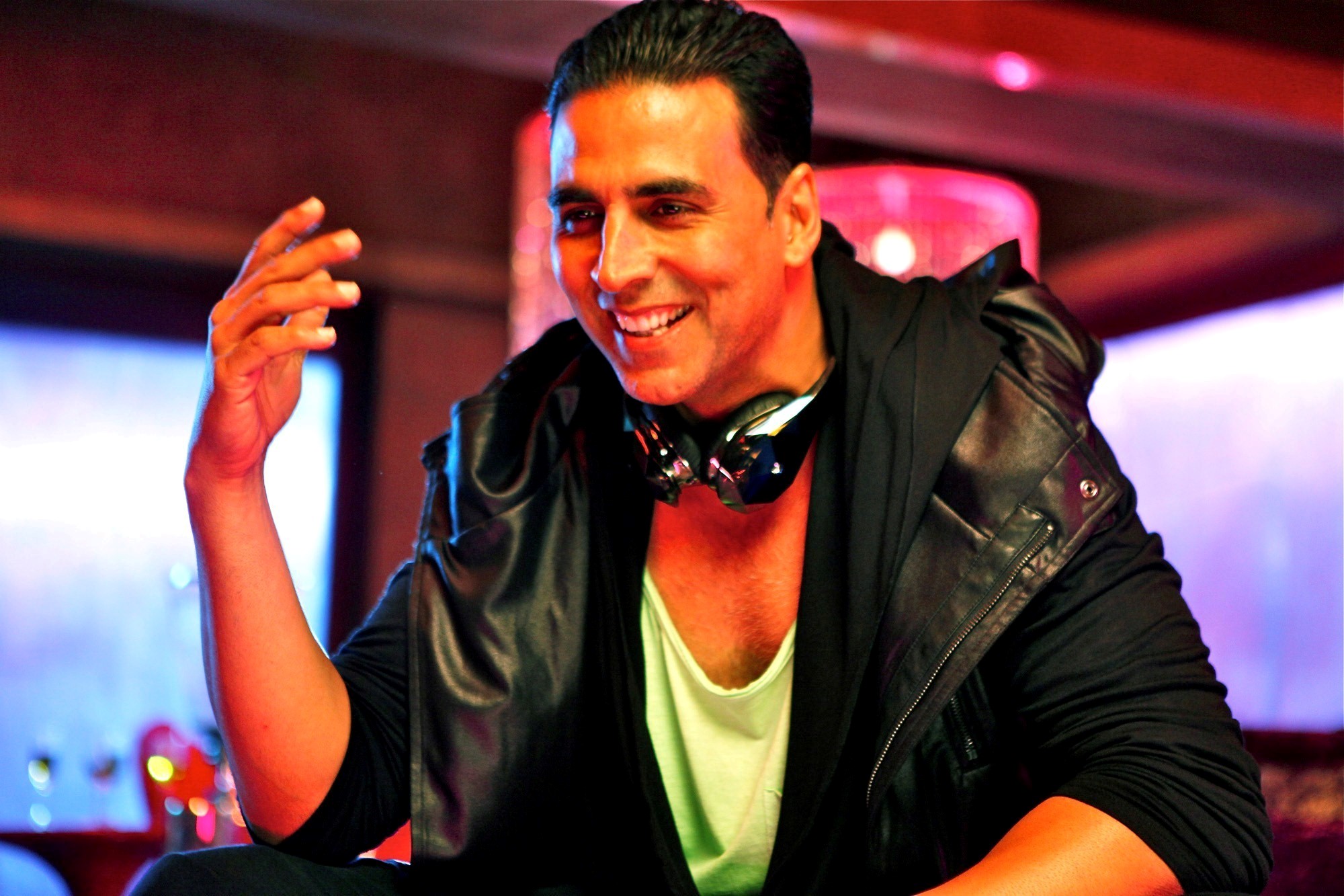 Akshay Kumar In The Boss 2013 Bollywood Movie Song - Boss Movie 2013 Akshay Kumar - HD Wallpaper 