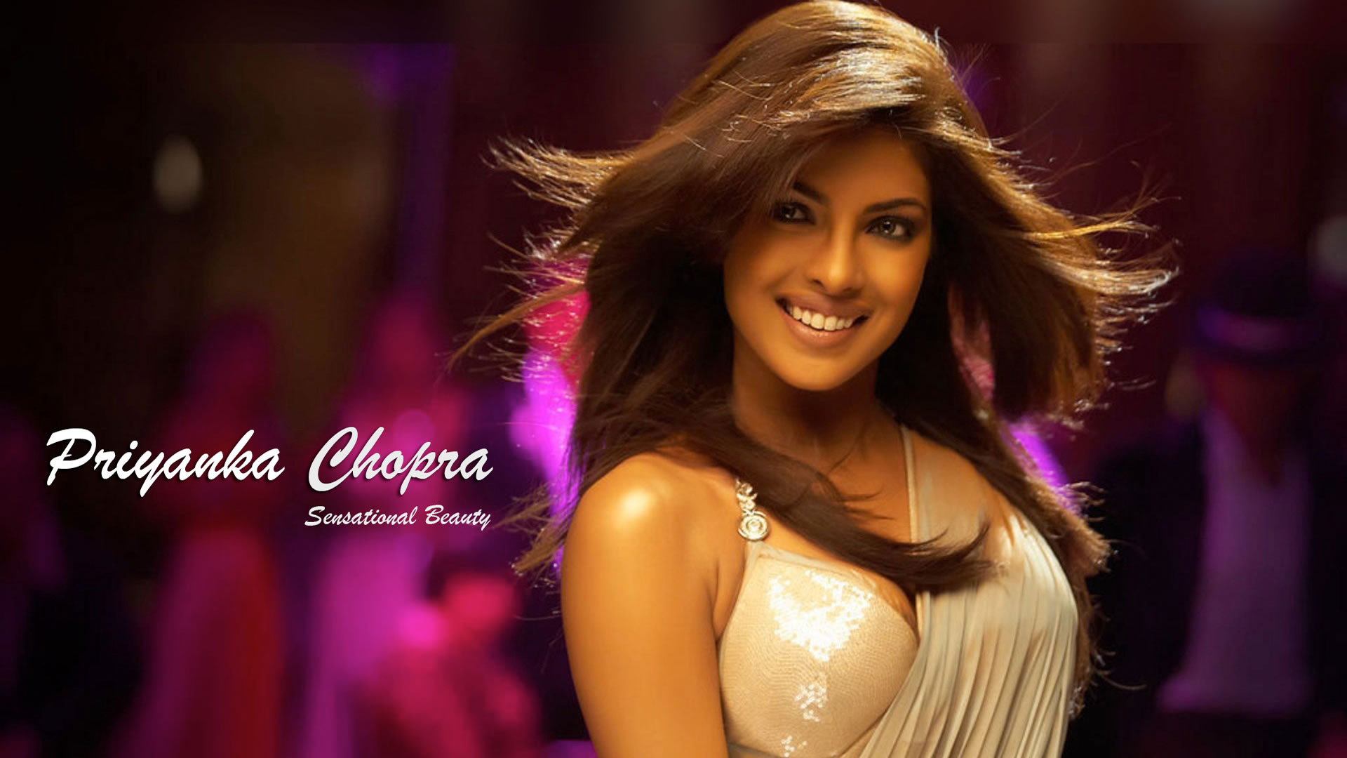 Priyanka Chopra Hot Movies - HD Wallpaper 