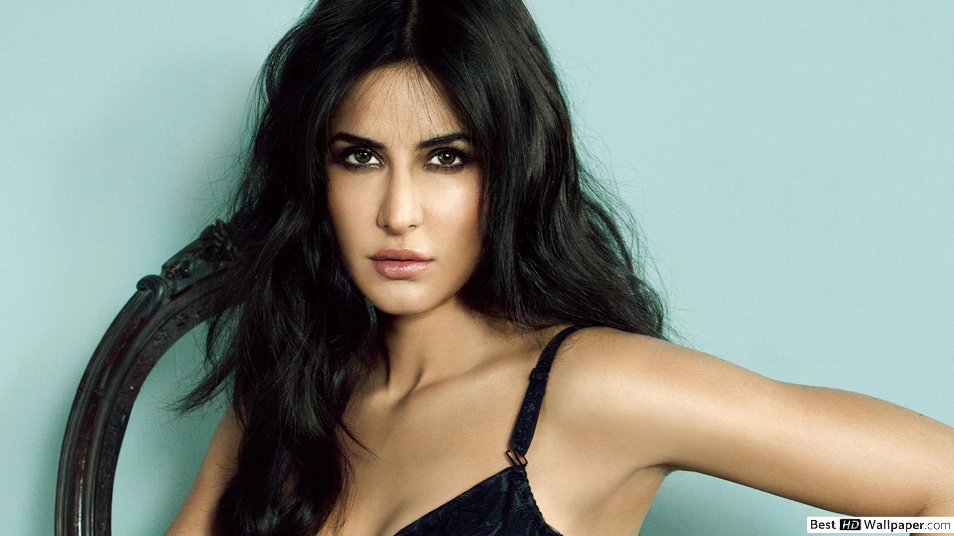 Sushant Singh Rajput And Katrina - HD Wallpaper 