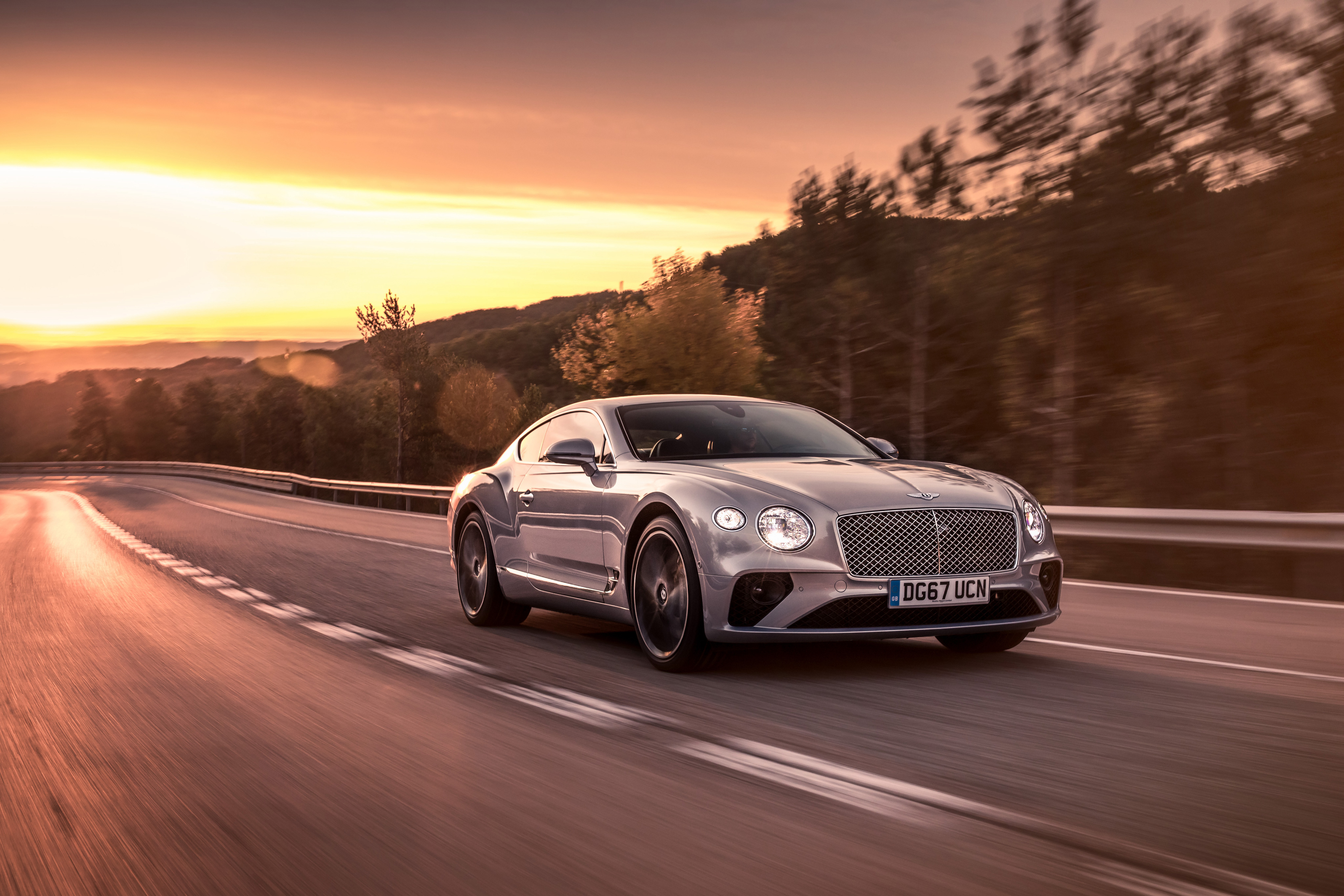 Bentley Continental Gt Wallpaper 4k 4096x2731 Wallpaper Teahub Io