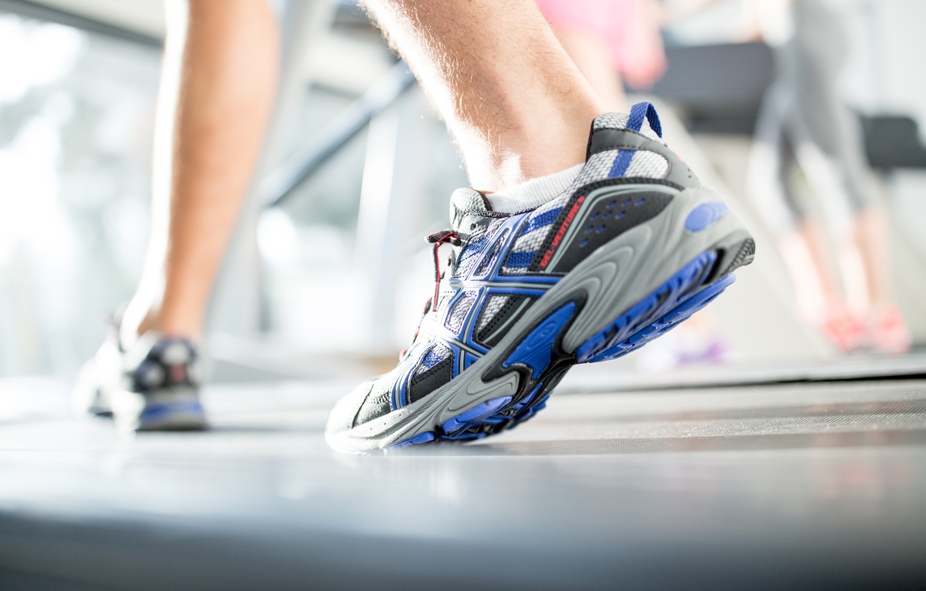 Photo Wallpaper Plastic, Man, Fabric, Sneaker - Running - HD Wallpaper 