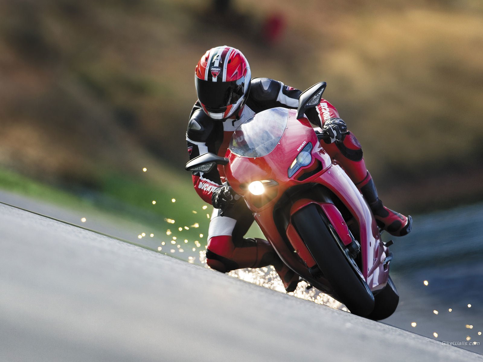 Best Wallpaper Motorcycle - HD Wallpaper 