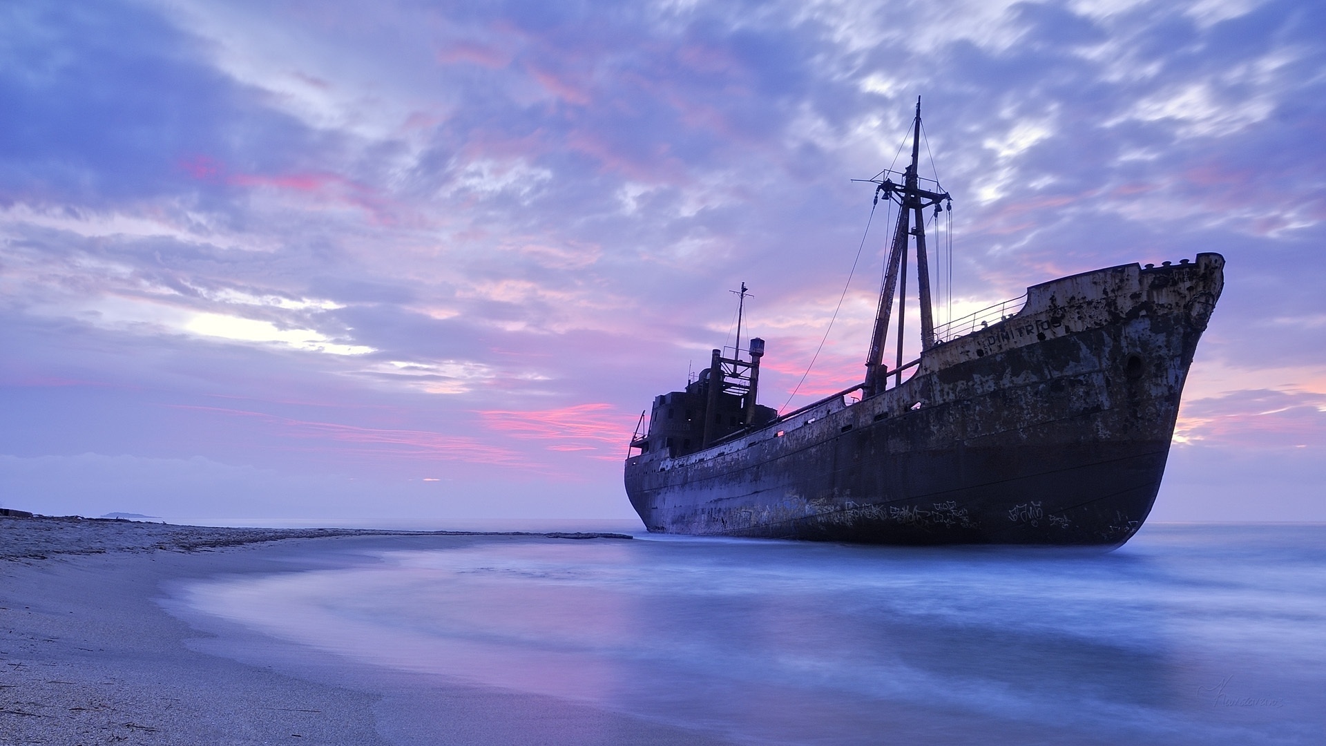 Desktop Wallpaper - Shipwreck On The Greek Shore - HD Wallpaper 