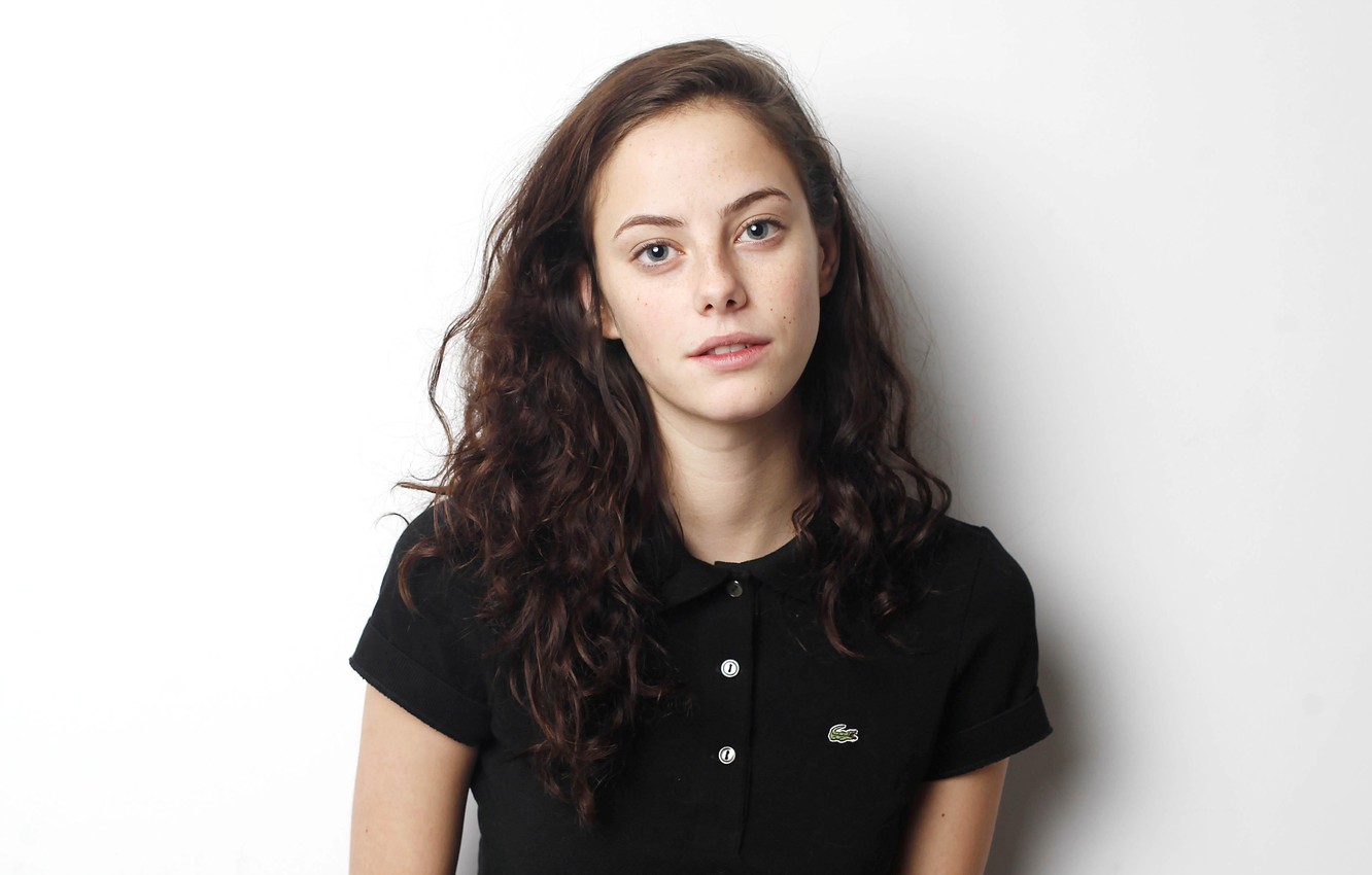 Photo Wallpaper Girl, Actress, Curls, Kaya Scodelario - Cbc Reporter Meg Roberts - HD Wallpaper 