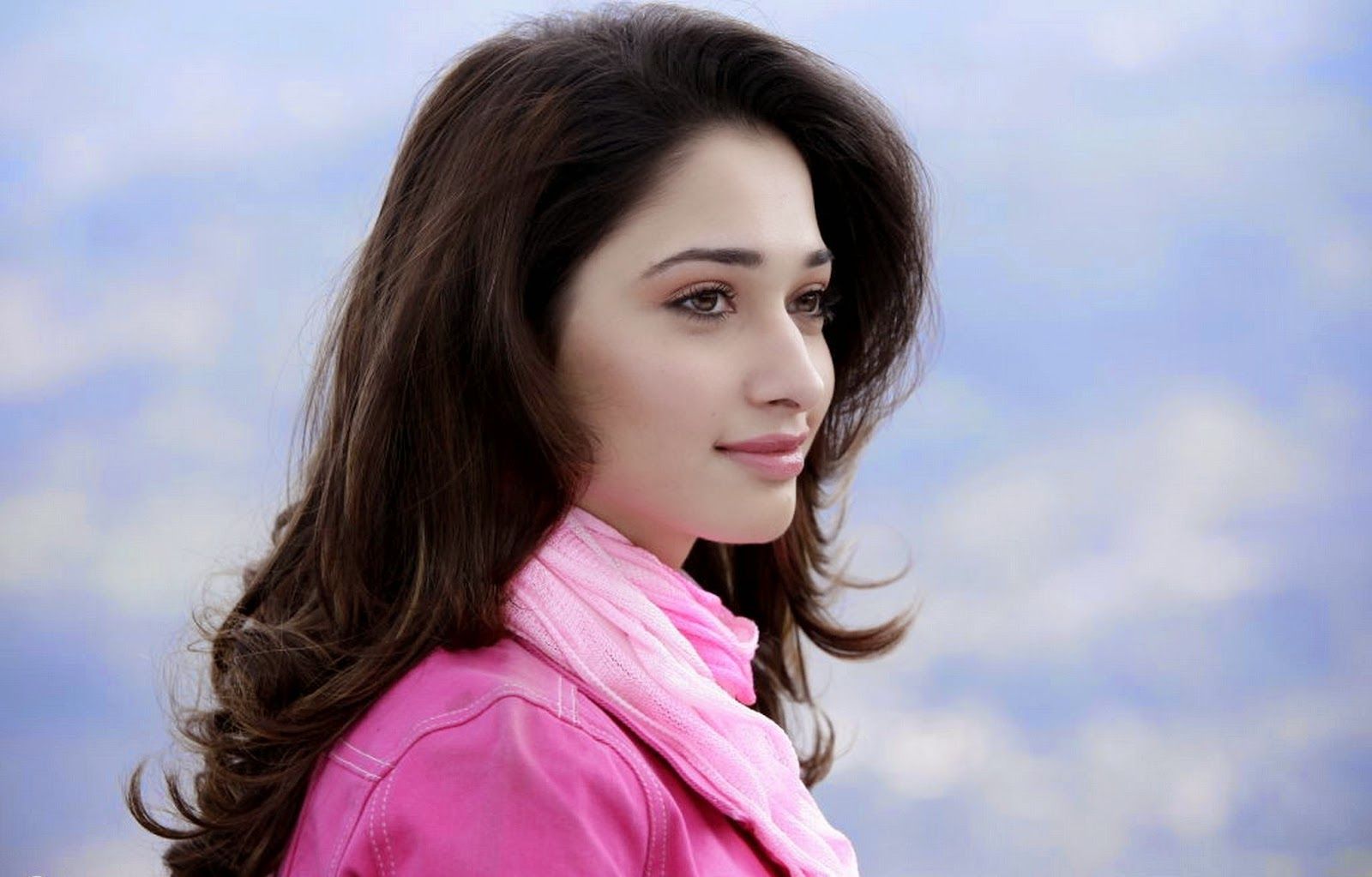 Tamanna Bhatia Hd - HD Wallpaper 