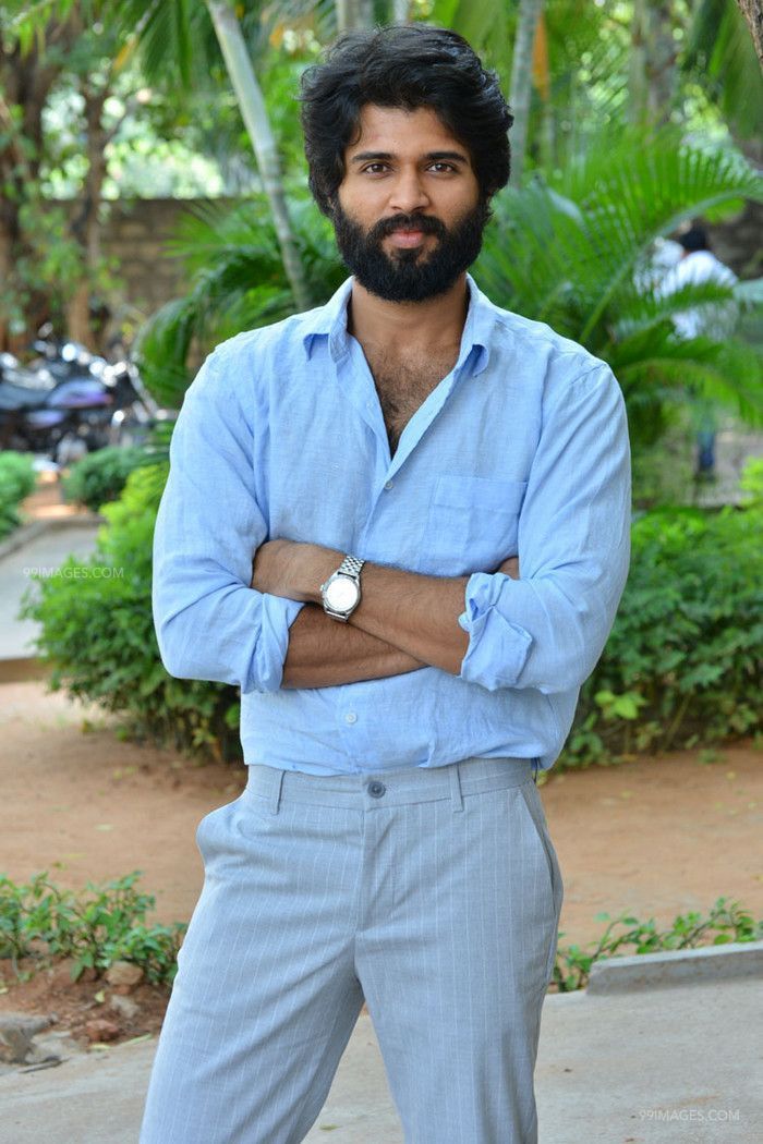 Vijay Deverakonda New Hd Wallpapers & High Definition - Sivakarthikeyan And Vijay Devarakonda - 700x1050 Wallpaper Vijay Deverakonda New Hd Wallpapers & High Definition - Sivakarthikeyan And Vijay Devarakonda - 700x1050 Wallpaper