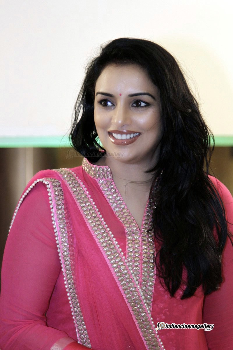 Shweta Menon Hd Wallpapers, Desktop Wallpaper - Photo Shoot - HD Wallpaper 