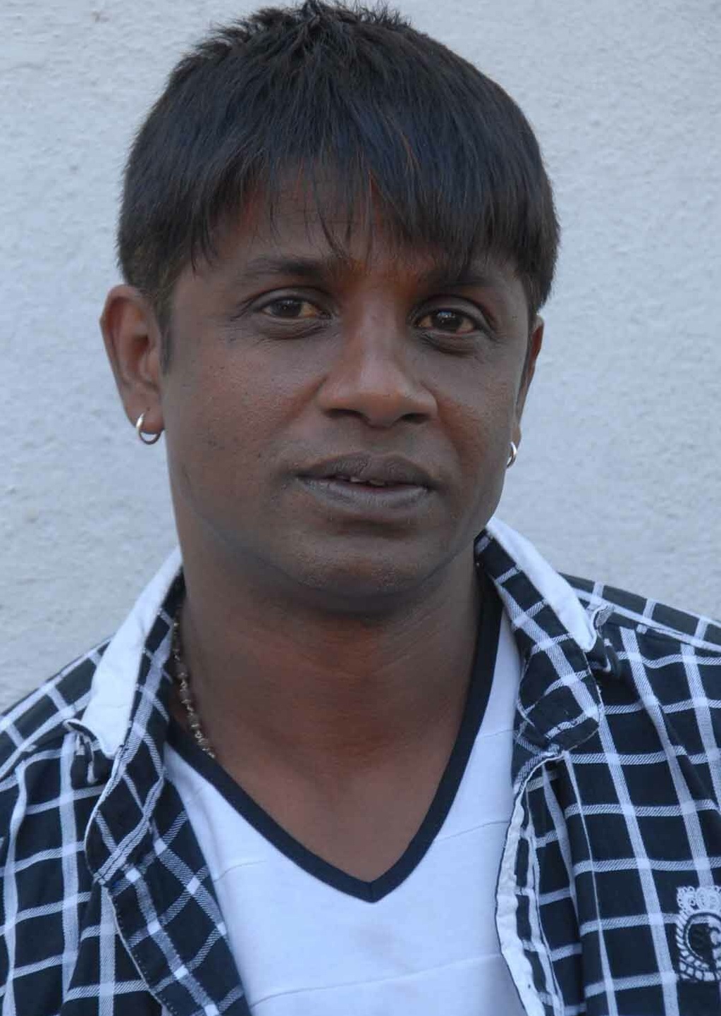 Duniya Vijay Kannada Actor - HD Wallpaper 
