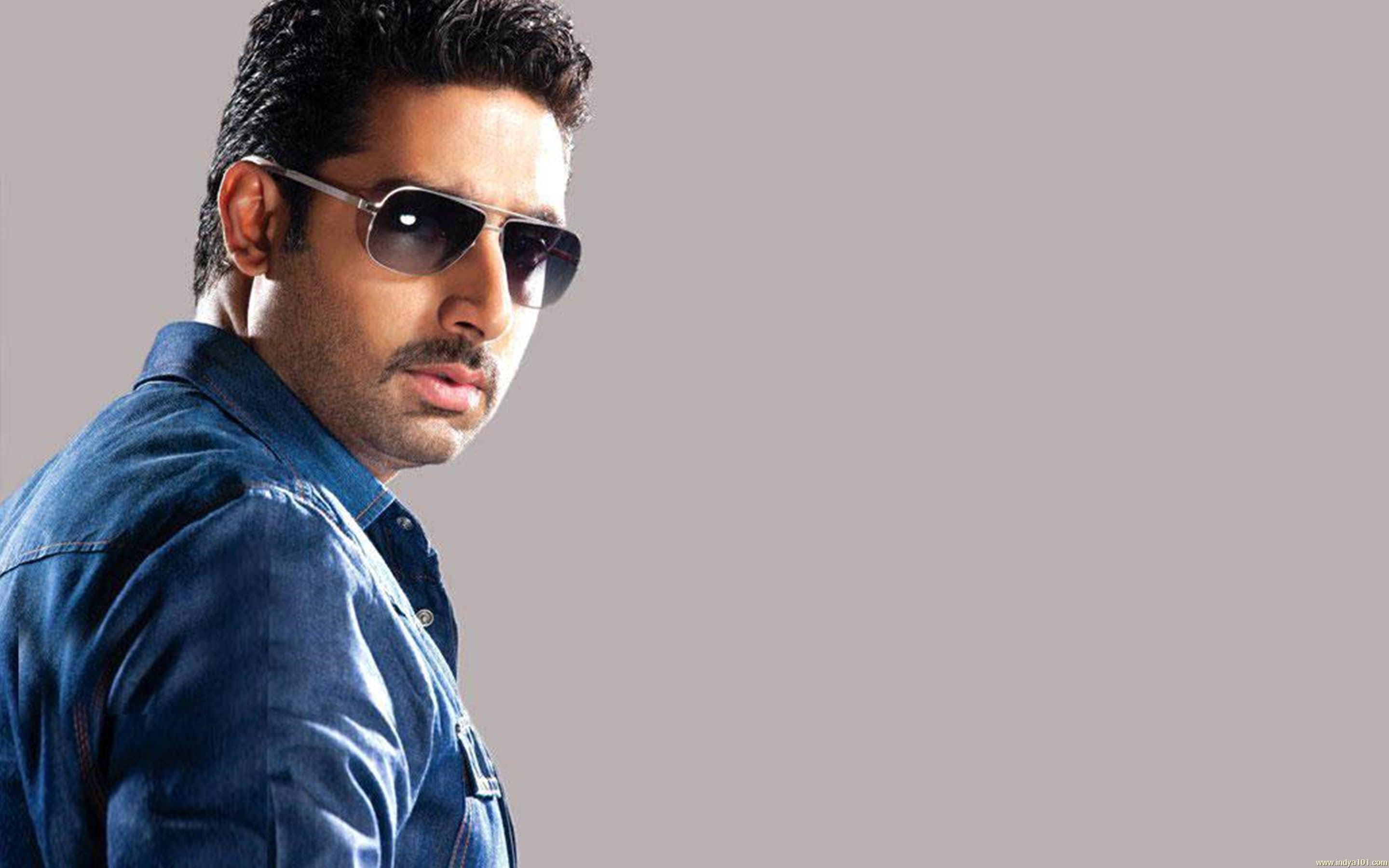 Abhishek Bachchan Screensavers - Abhishek Bachchan Images Hd - HD Wallpaper 