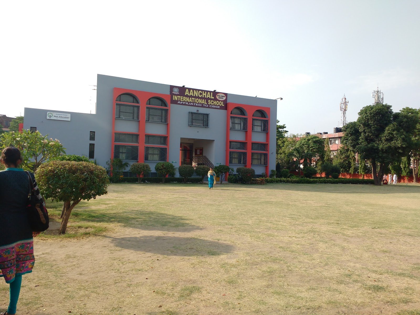 Campus - HD Wallpaper 