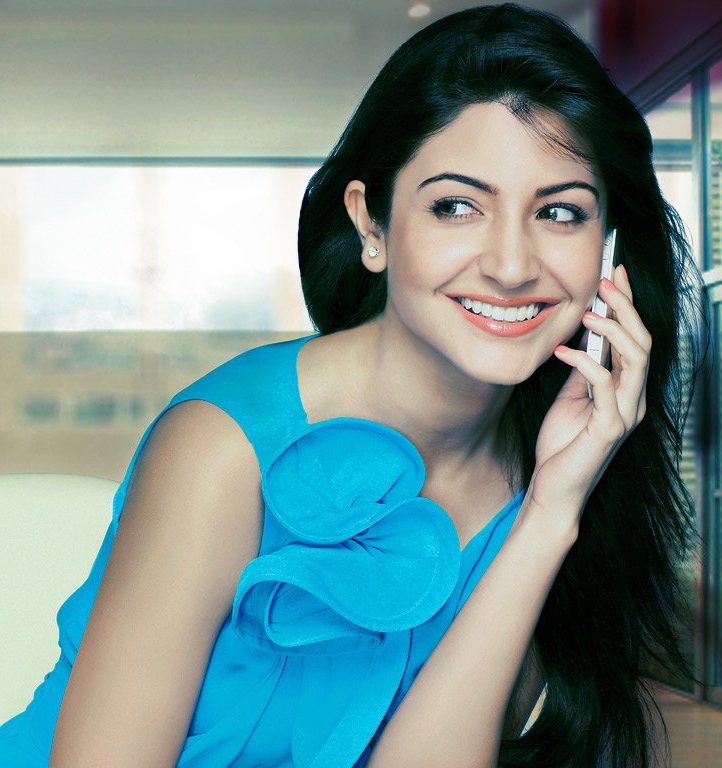 Stylish Photos Of Actress - HD Wallpaper 