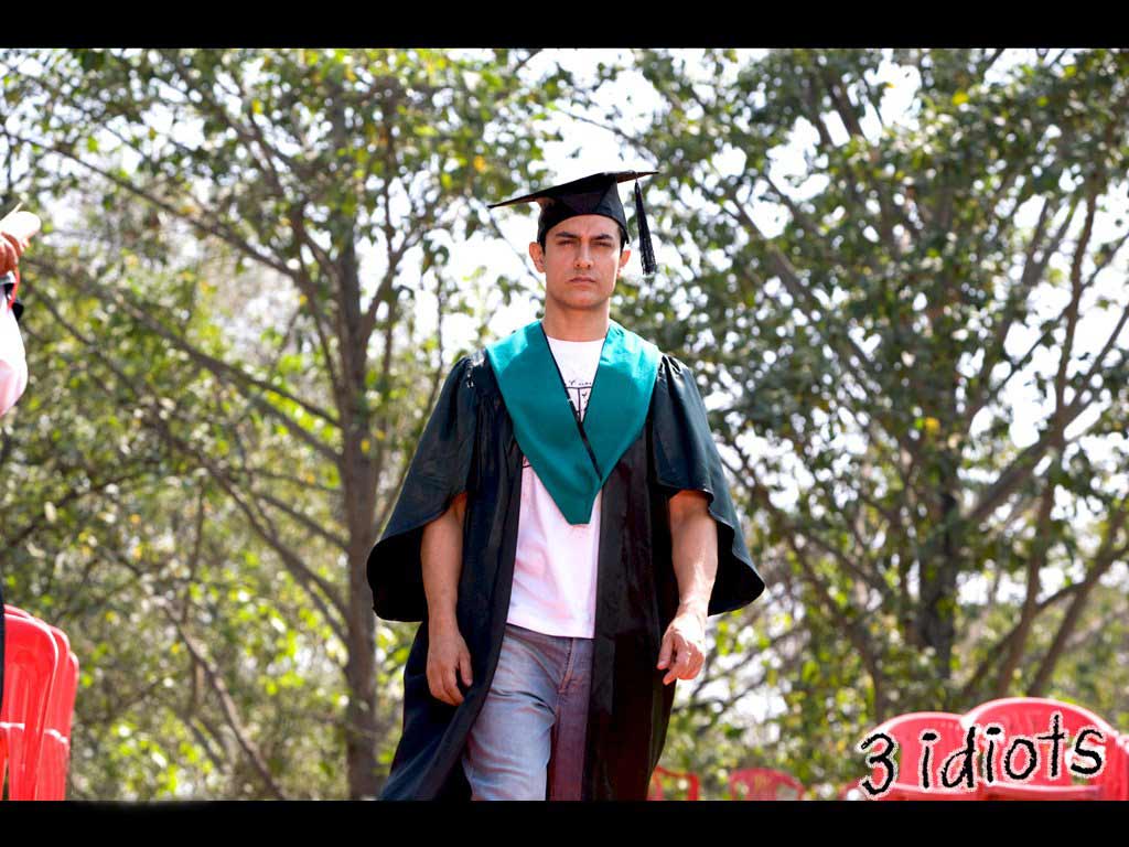 Aamir Khan Ki 3 Idiots Movie - 1024x768 Wallpaper Aamir Khan Ki 3 Idiots Movie - 1024x768 Wallpaper