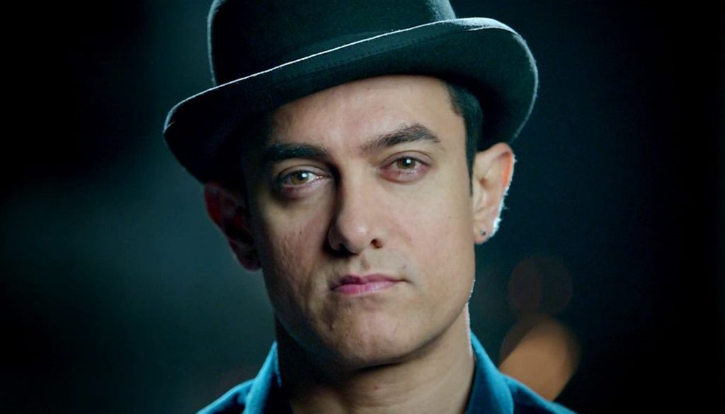 Amir Khan In Hat Pics Hd Wallpaper - Dhoom 3 - HD Wallpaper 