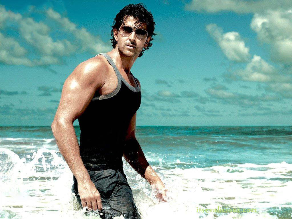 Hrithik Roshan In Goggles Pic - Hrithik Roshan Photo Hd Download - HD Wallpaper 