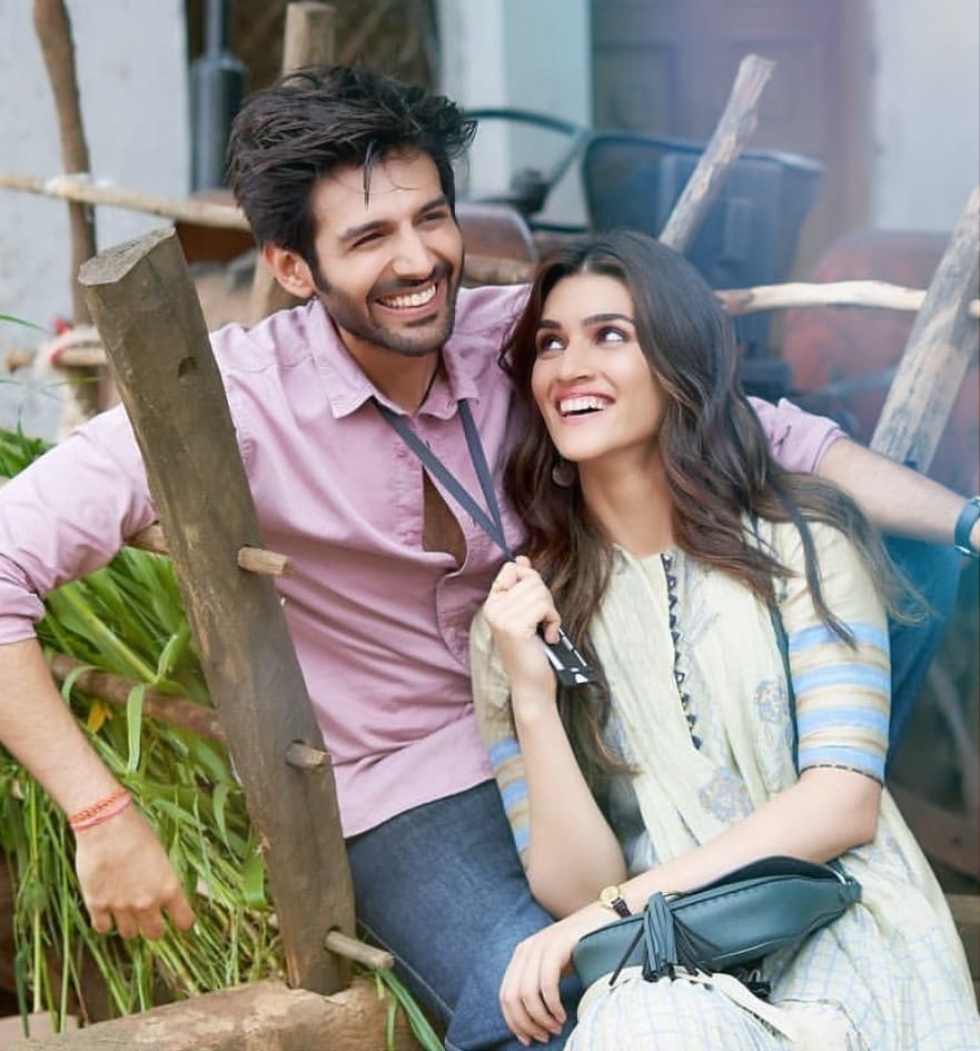 Kriti Sanon And Kartik Aaryan - HD Wallpaper 