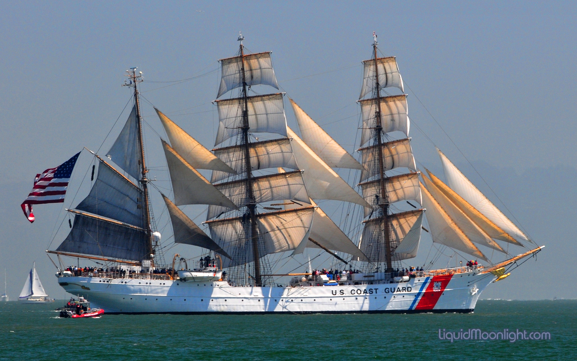 Coast Guard Wallpaper Eagle Fluidr / United States - Coast Guard Cutter Barque Eagle - HD Wallpaper 