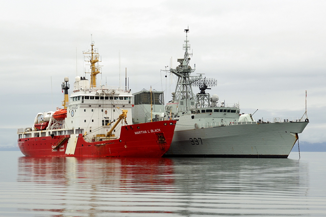 Canadian Coast Guard Ships - HD Wallpaper 