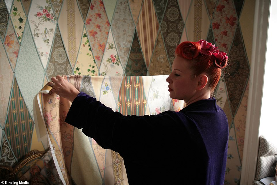 Home Furnishings Range - Escape To The Chateau - HD Wallpaper 