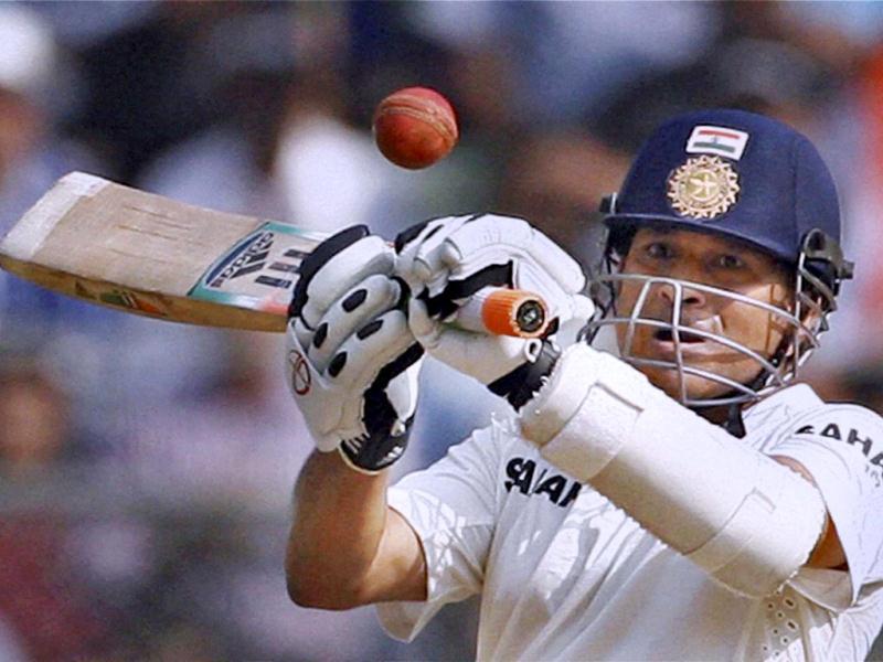 Master Blaster Sachin Tendulkar Plays An Upper Cut - Sachin Tendulkar Upper Cut Shot - HD Wallpaper 