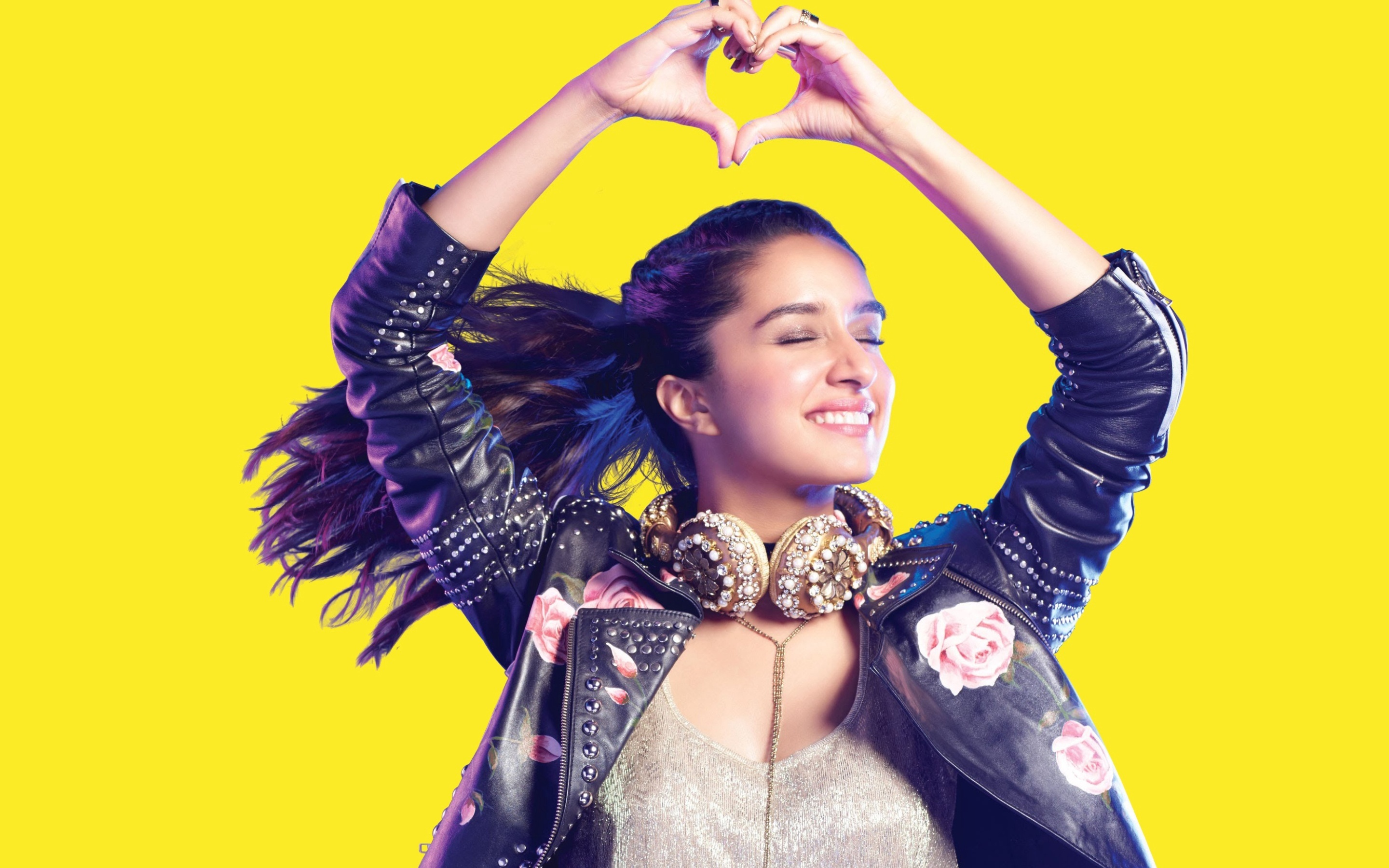 Shraddha Kapoor Hd Wallpapers Mobile - HD Wallpaper 