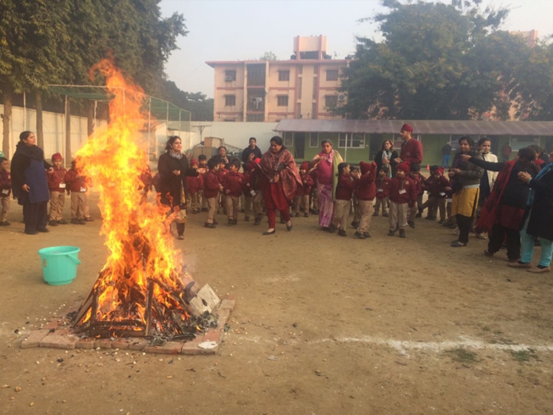 Lohri Celebration In School - HD Wallpaper 