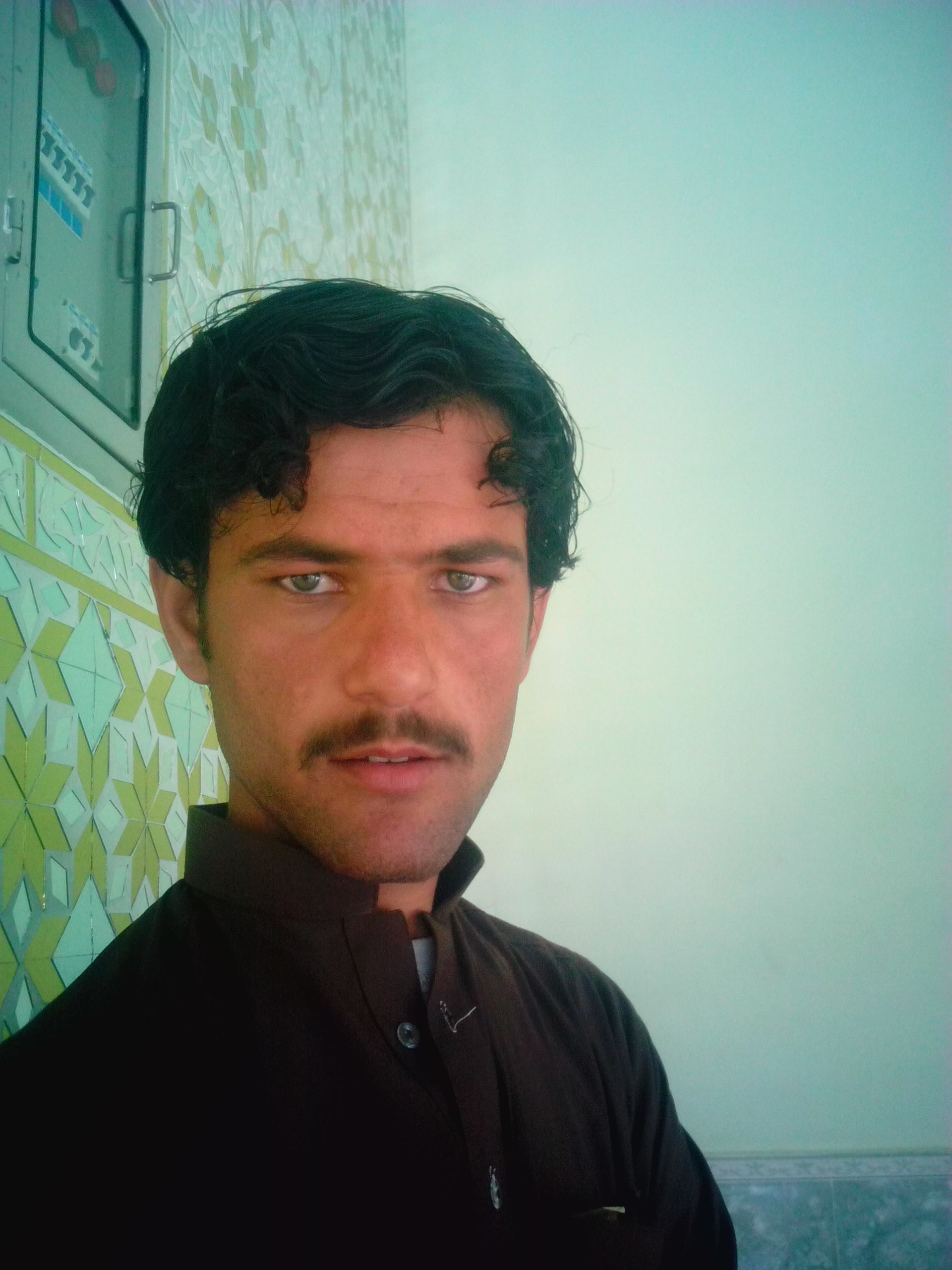 Parachinar Asim Tanha - Gentleman - HD Wallpaper 