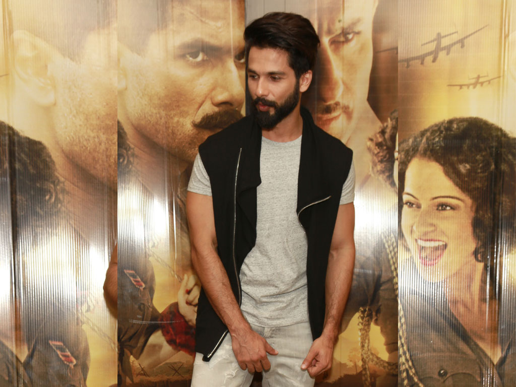Shahid Kapoor Image New - HD Wallpaper 