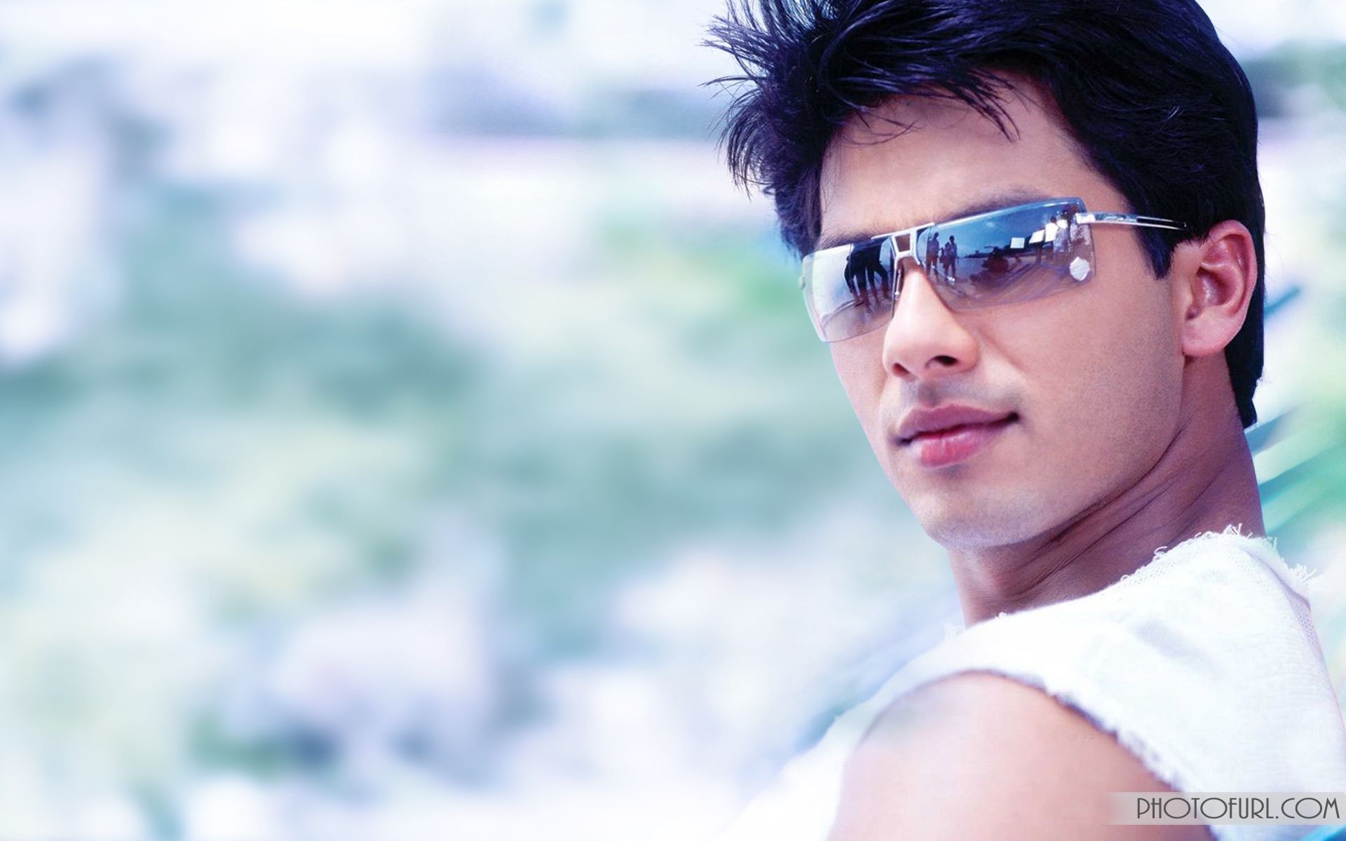 Kapoor Wallpaper - Actor Image Download - HD Wallpaper 