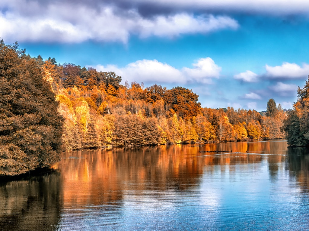 Nature Wallpaper - Fall Background 4k Lake - HD Wallpaper 