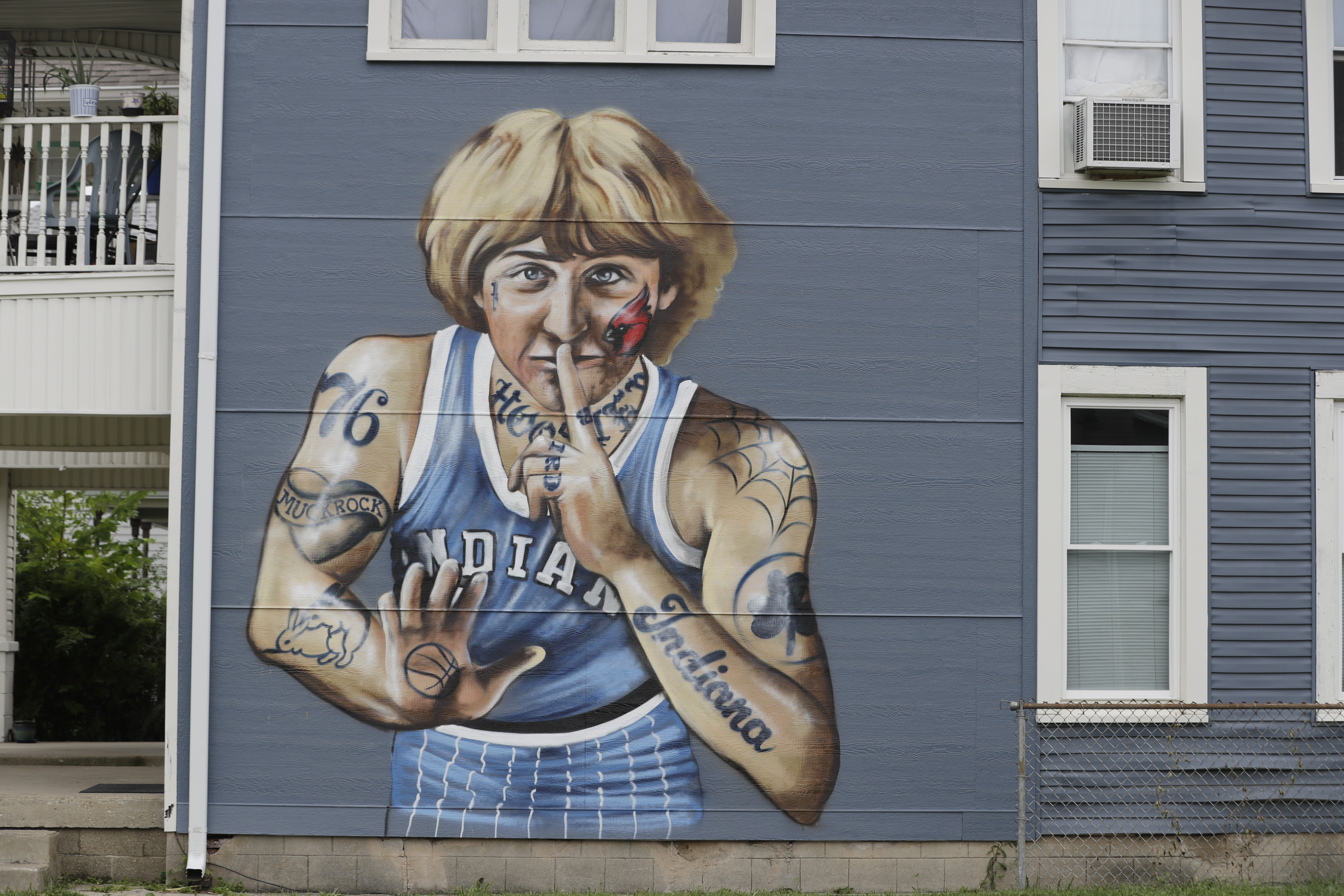 Larry Bird Mural With Tattoos 5275x3517 Wallpaper teahub.io(02)
