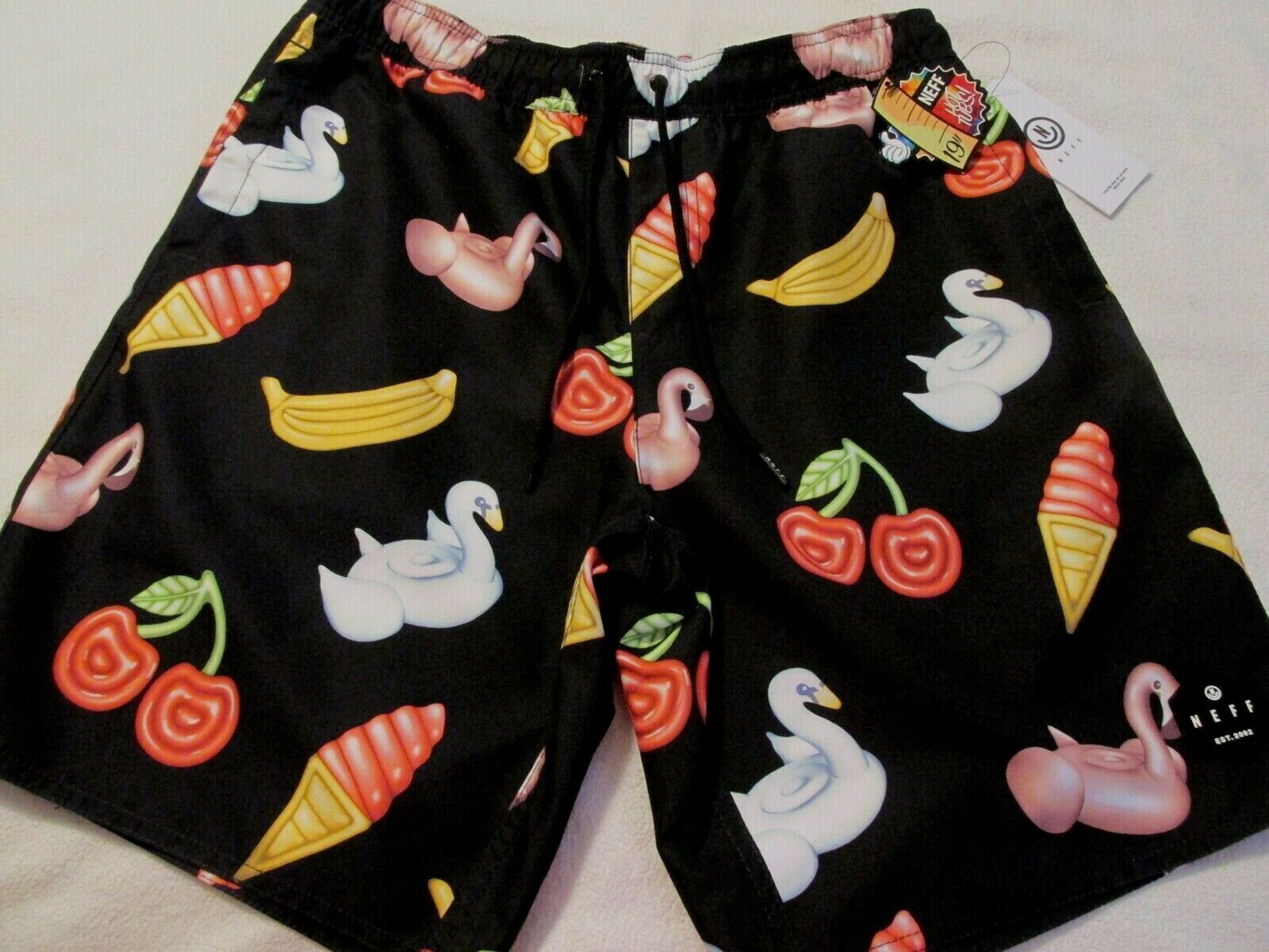 Miniskirt - HD Wallpaper 