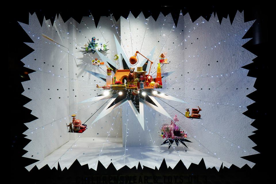 Christmas Window Displays Harrods - HD Wallpaper 