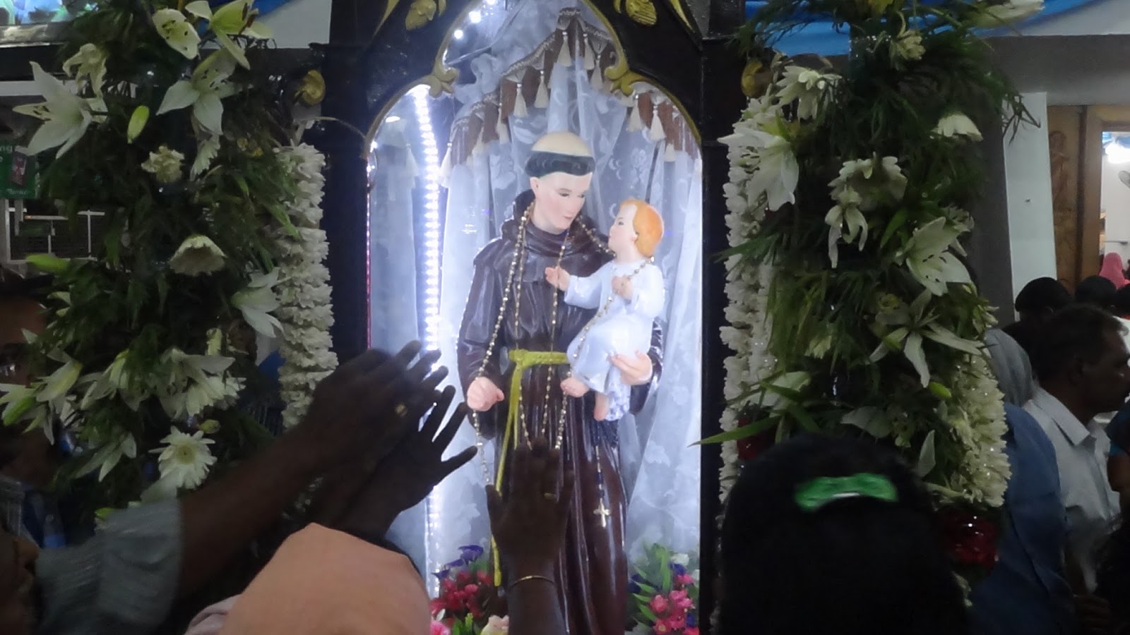 St Anthony Of Kaloor - HD Wallpaper 