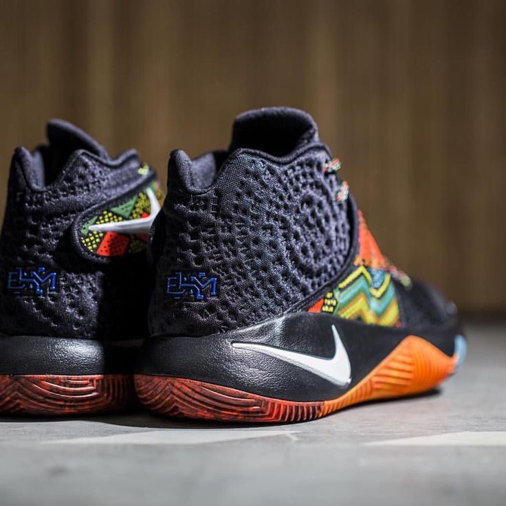 Nike Air Mogan Kyrie Irving Pe Shoes - Nike Kyrie Irving 2 Bhm - HD Wallpaper 