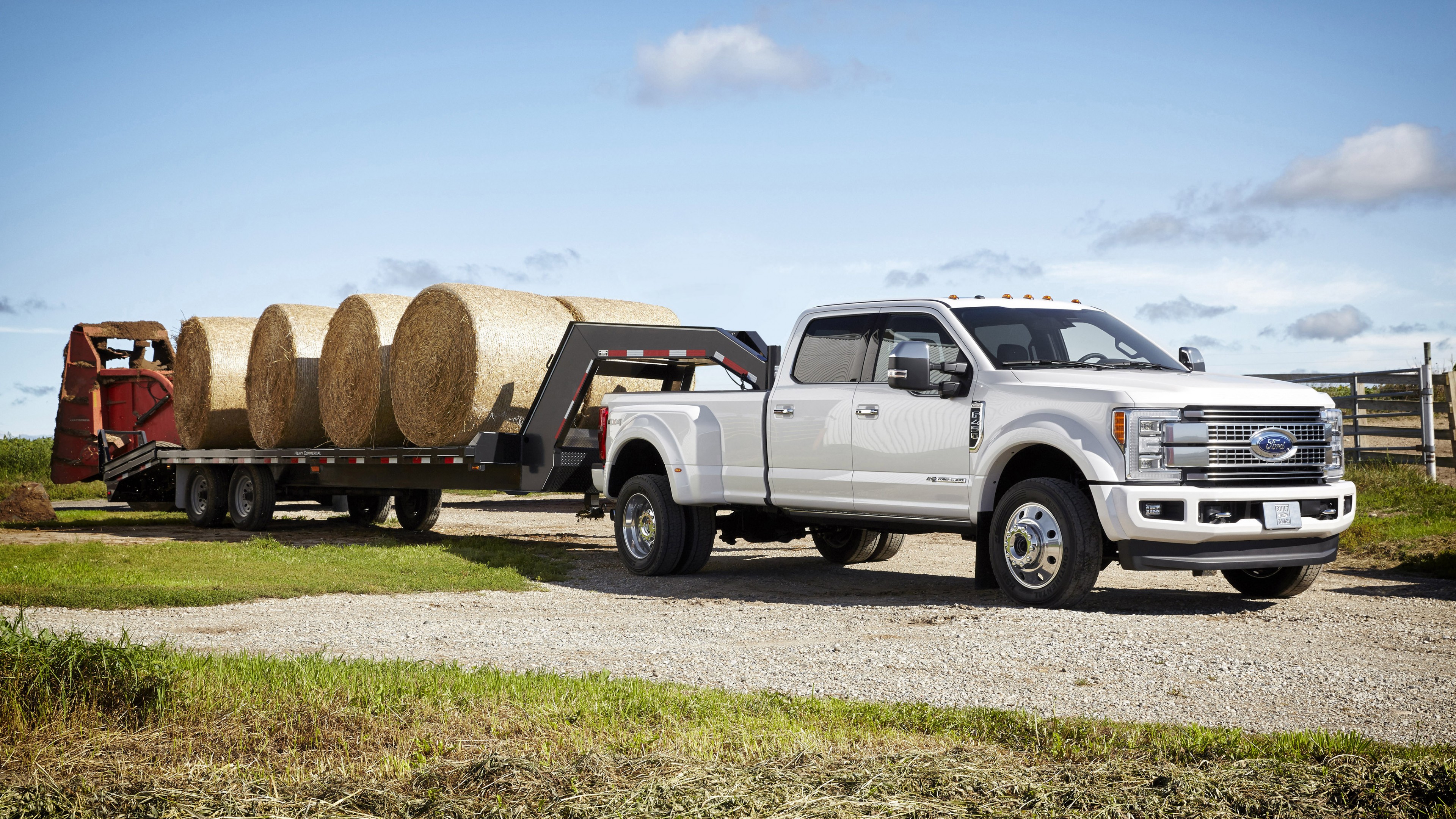 Ford F450 Platinum 2017 - HD Wallpaper 