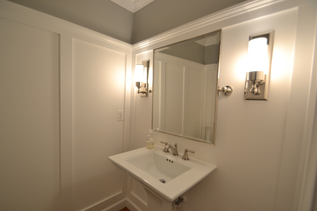 Picture - Powder Room Board And Batten - HD Wallpaper 