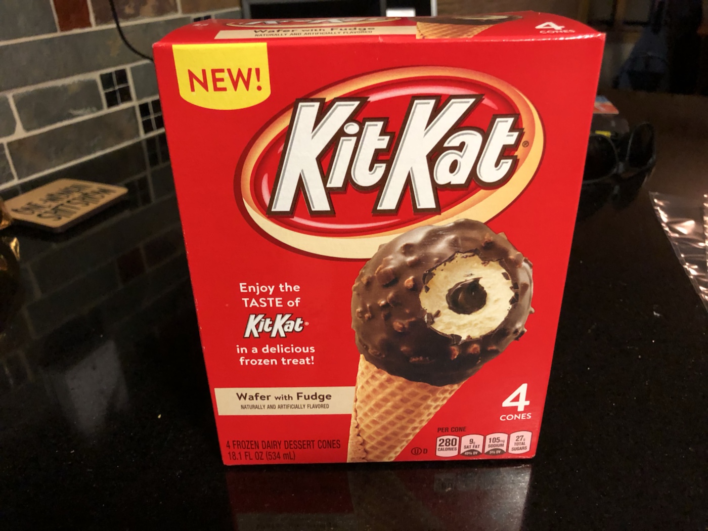 Kit Kat Ice Cream Cone - HD Wallpaper 