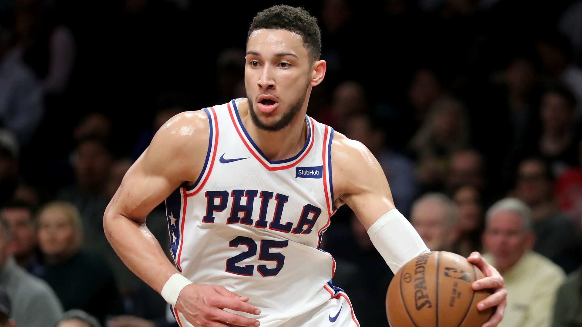 Philadelphia 76ers Guard Ben Simmons - Ben Simmons Playing Basketball - HD Wallpaper 