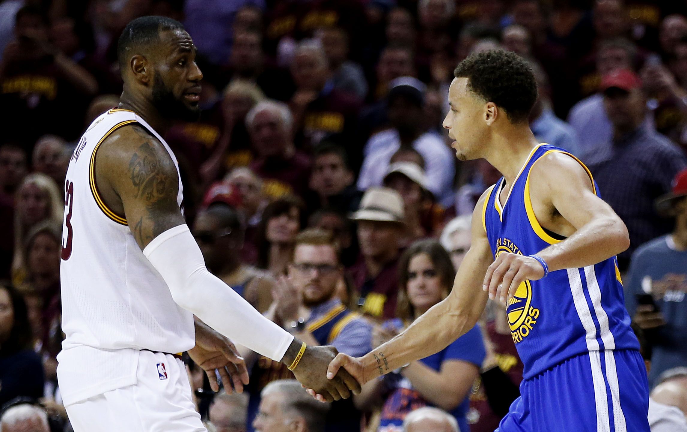 Lebron James, Left, And Stephen Curry - Stephen Curry Y Lebron James - HD Wallpaper 