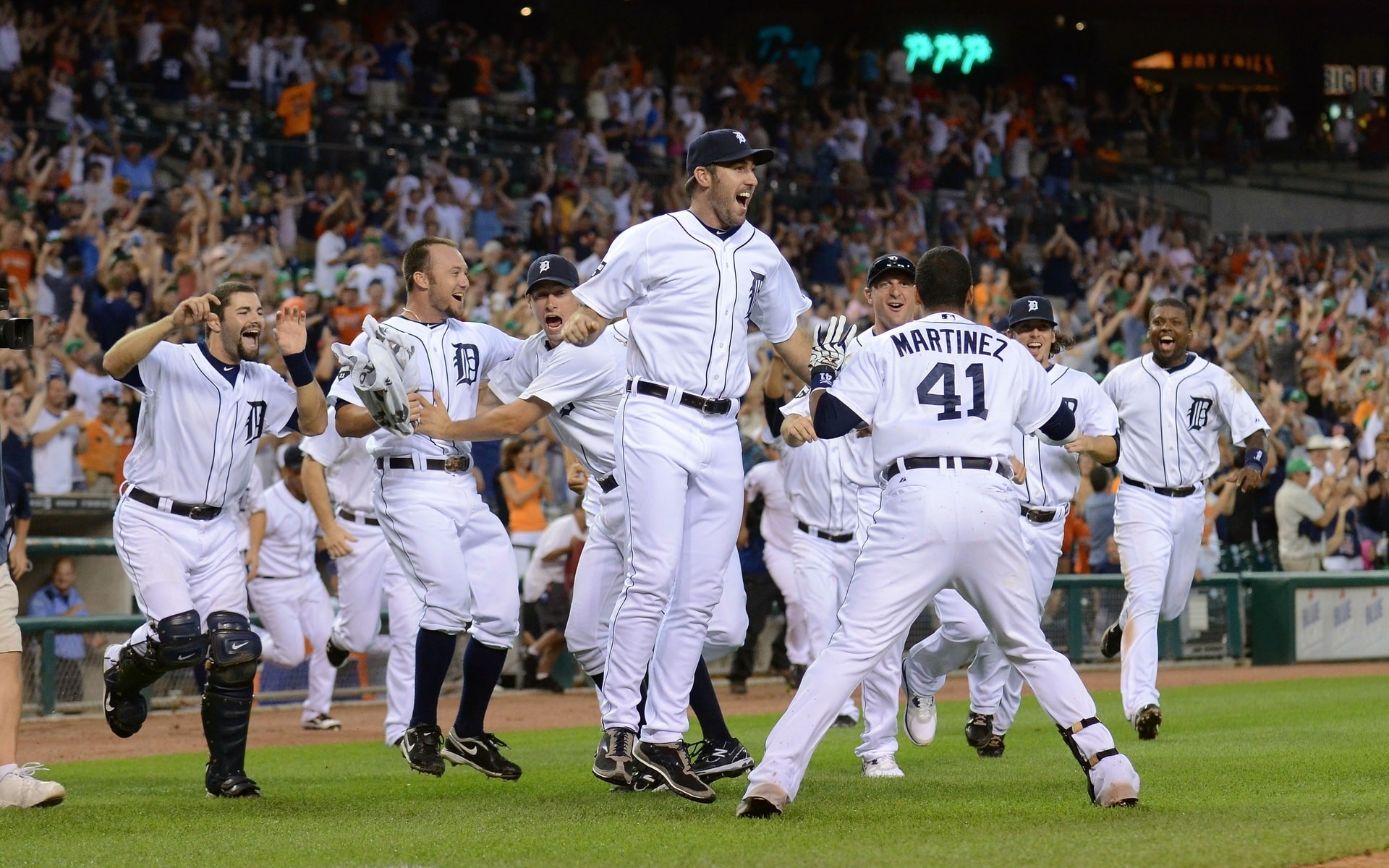 Detroit Tigers Free Wallpaper Detroit Tigers Wallpaper - Baseball Park - HD Wallpaper 