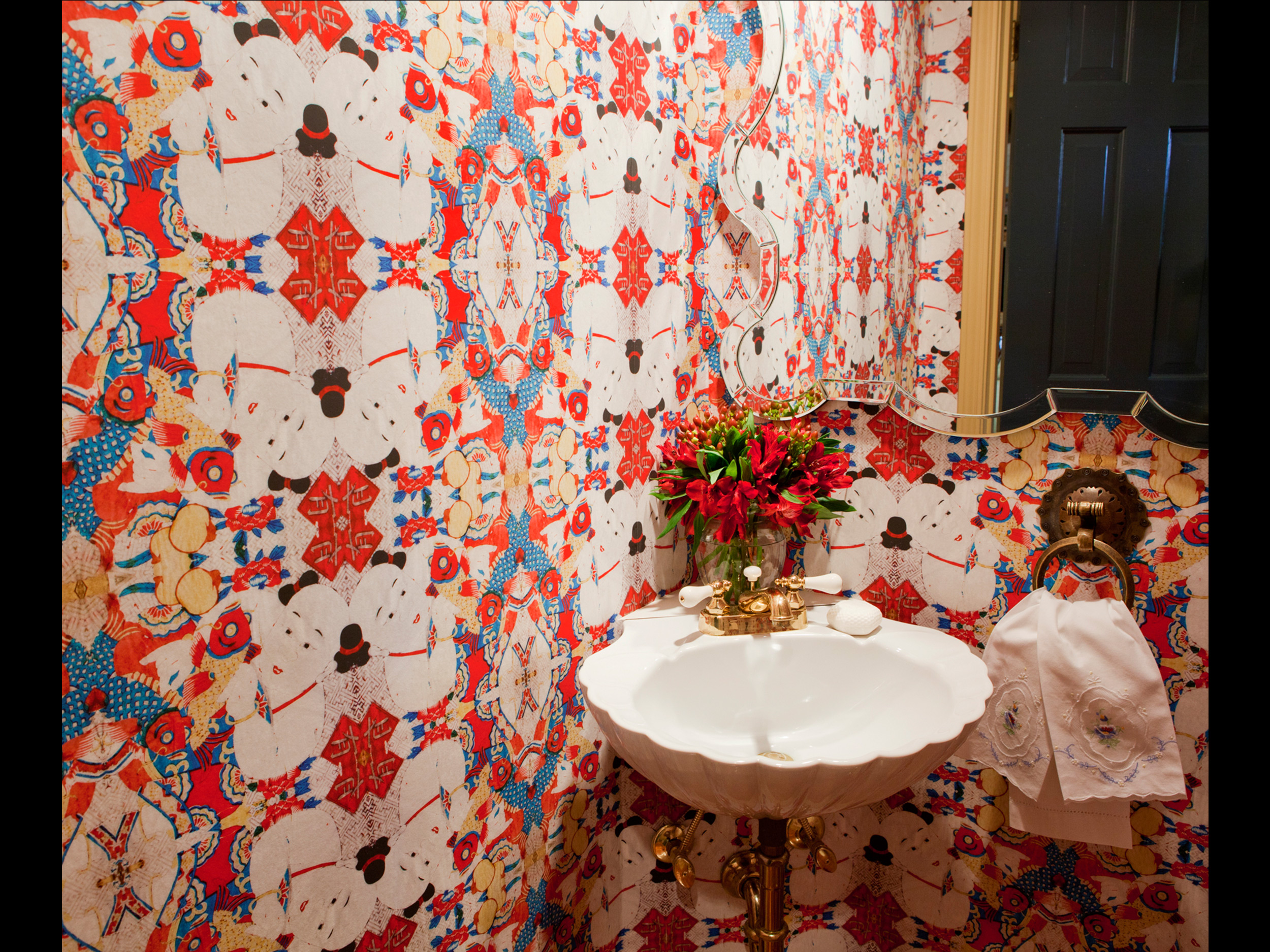 Voutsa - Tablecloth - HD Wallpaper 