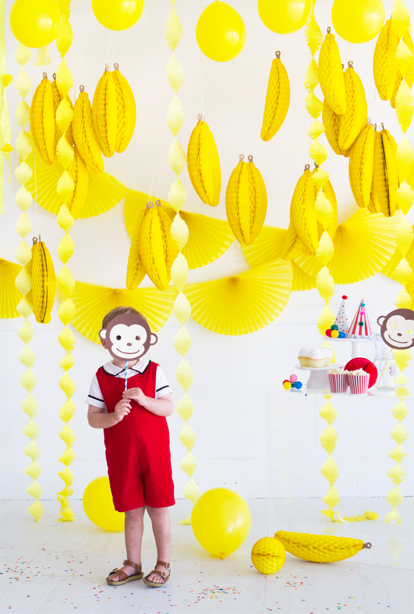 Modern Curious George Party - HD Wallpaper 