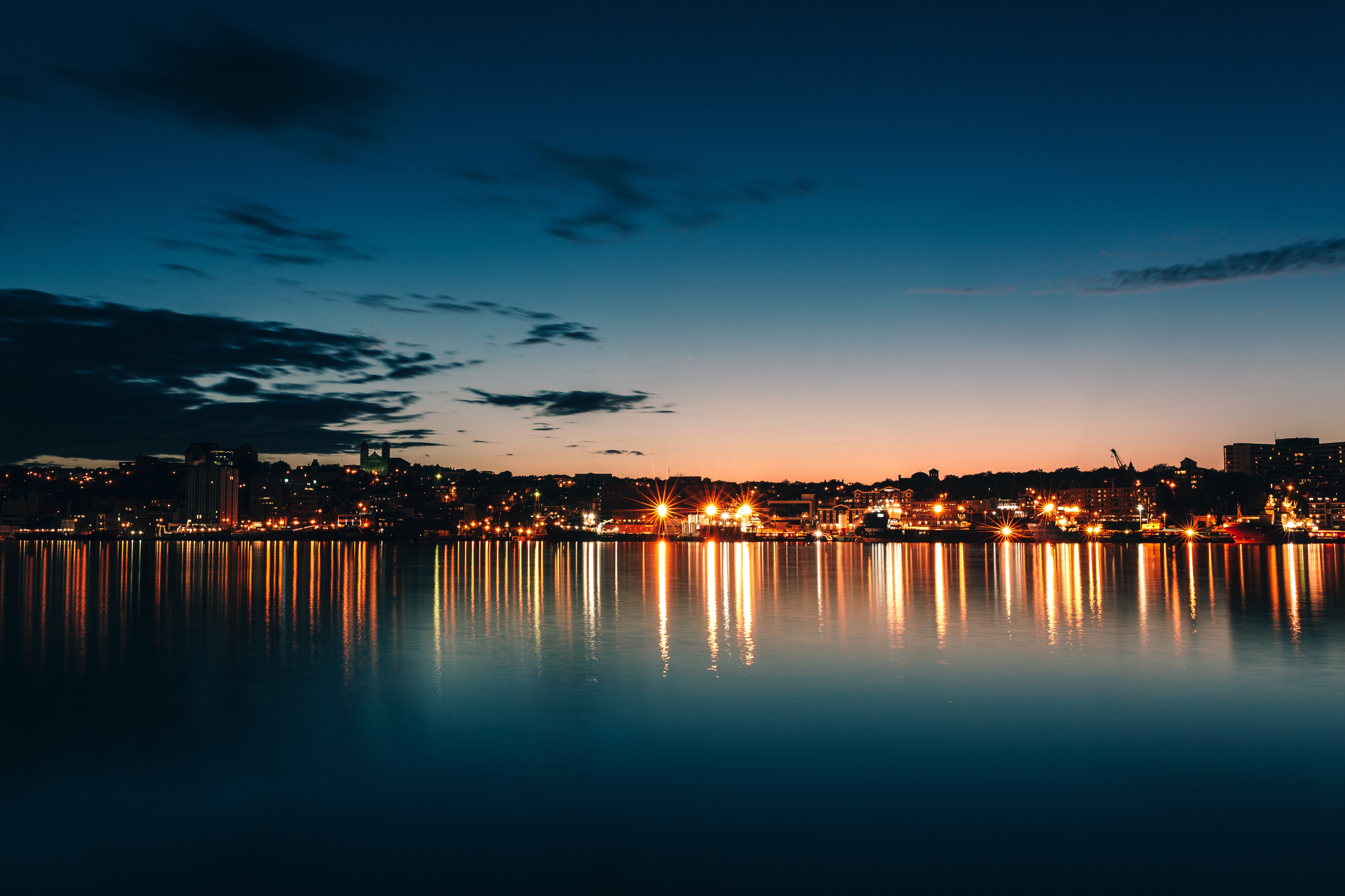 Wallpaper Canada, Night City, Horizon, Sky, Sea - Living In Newfoundland - HD Wallpaper 