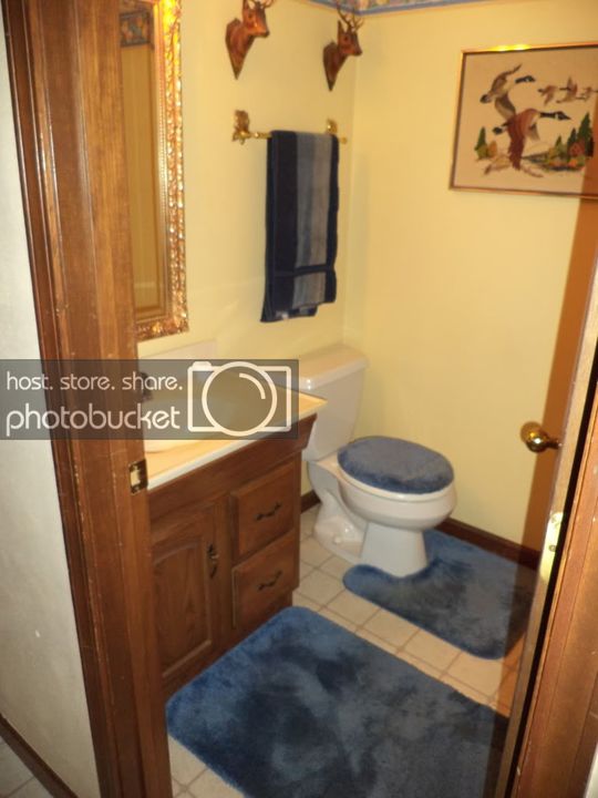 Photobucket - Bathroom Cabinet - HD Wallpaper 