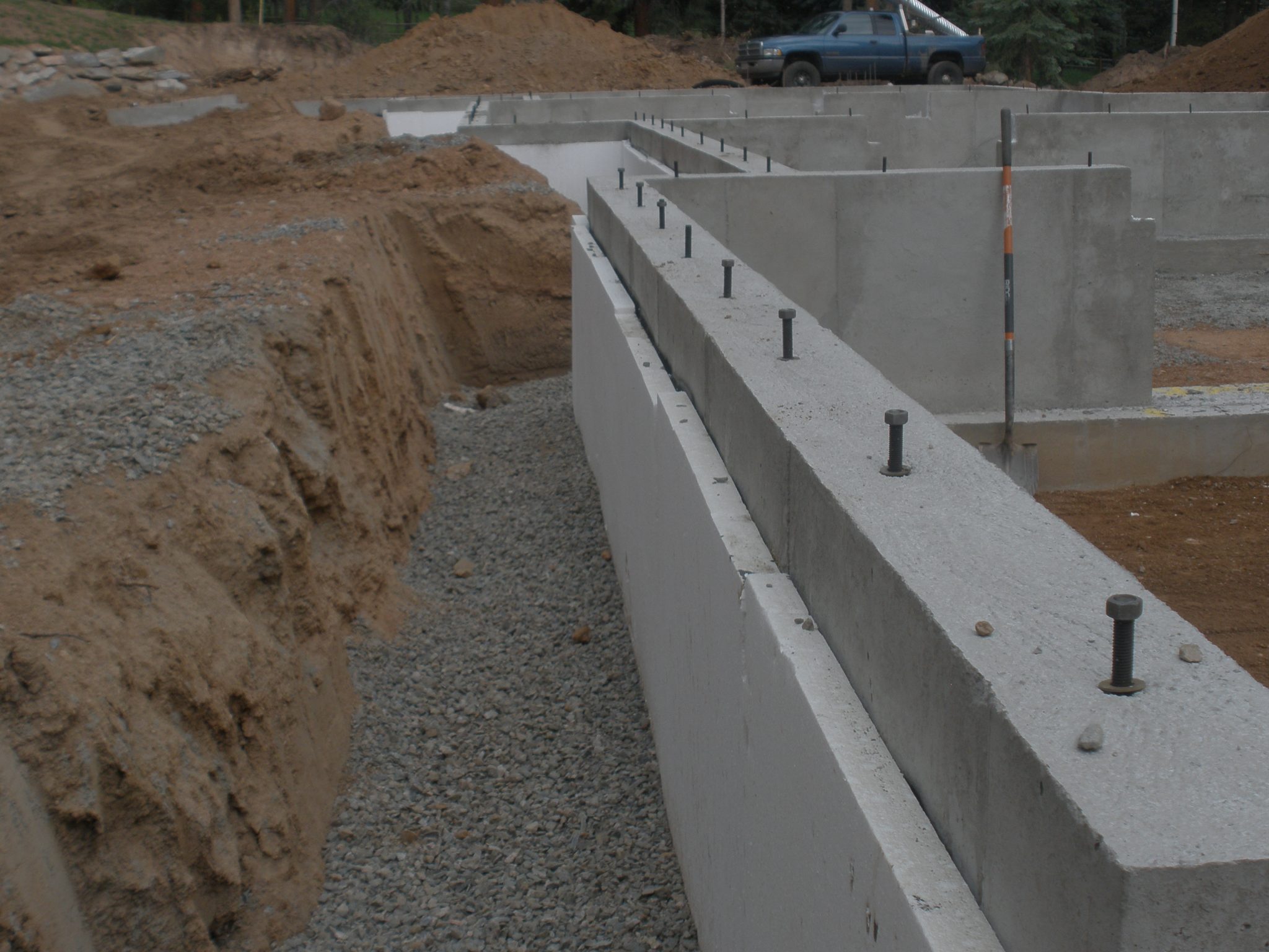 Olympus Digital Camera - Building House Below Grade - HD Wallpaper 