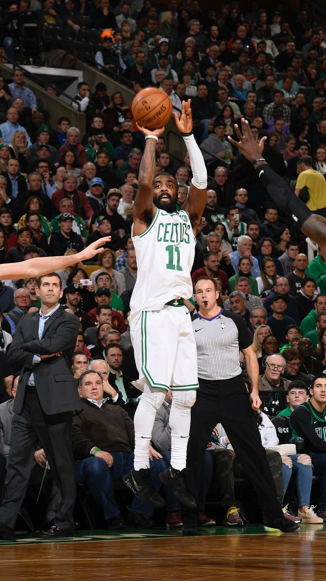 Kyrie Irving Wallpaper Shooting - HD Wallpaper 